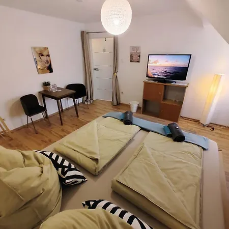 Bed & Breakfast H&m